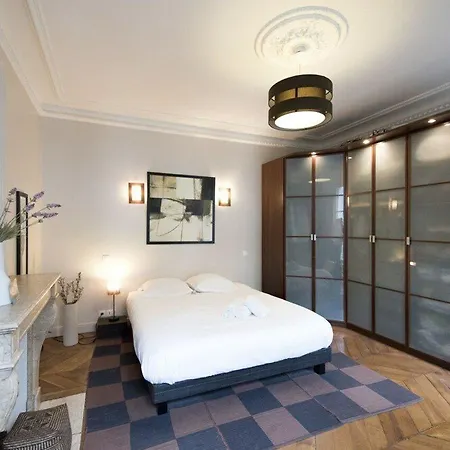 Apartment Comfortable Near Montmartre Paris
